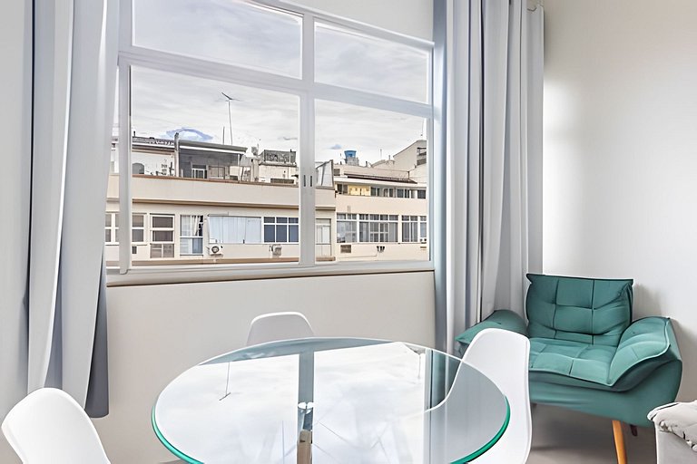 #1201 - Apartamento de 2 quartos em Copacabana