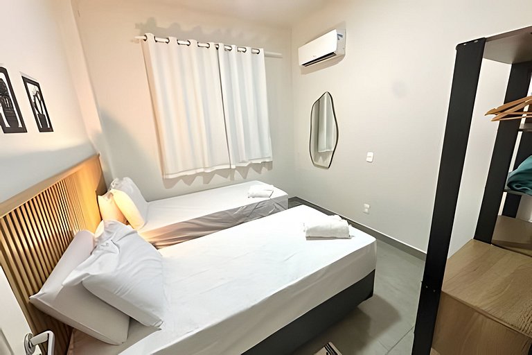 #302 - 2 quartos na quadra da Praia de Ipanema