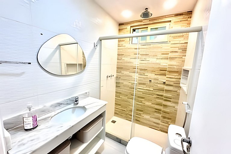 #301 - Excelente 2 quartos em Copacabana