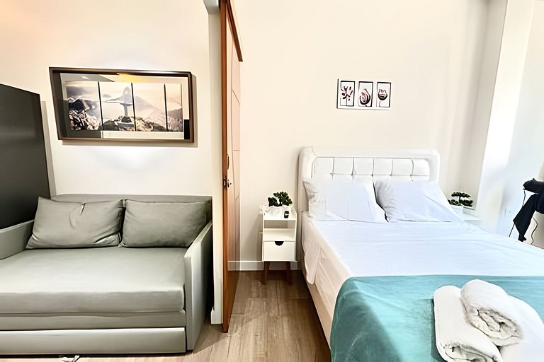 #906- Apartamento a 250m da praia de Copacabana