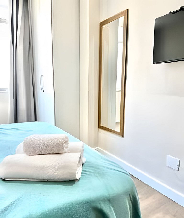 #906- Apartamento a 250m da praia de Copacabana