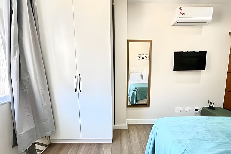 #906- Apartamento a 250m da praia de Copacabana